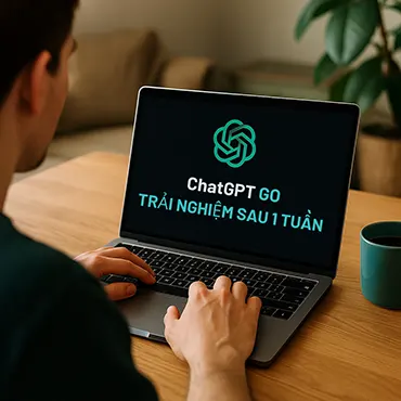Người dùng Việt đang làm việc với ChatGPT Go trên laptop trong không gian làm việc sáng sủa, tối giản, tông màu ấm.